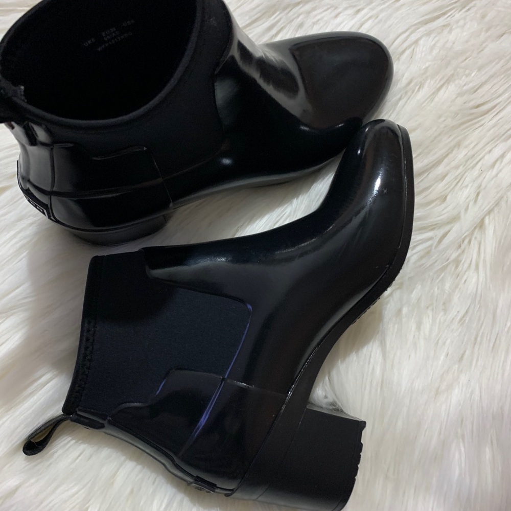 Mid Heel Hunter Boots